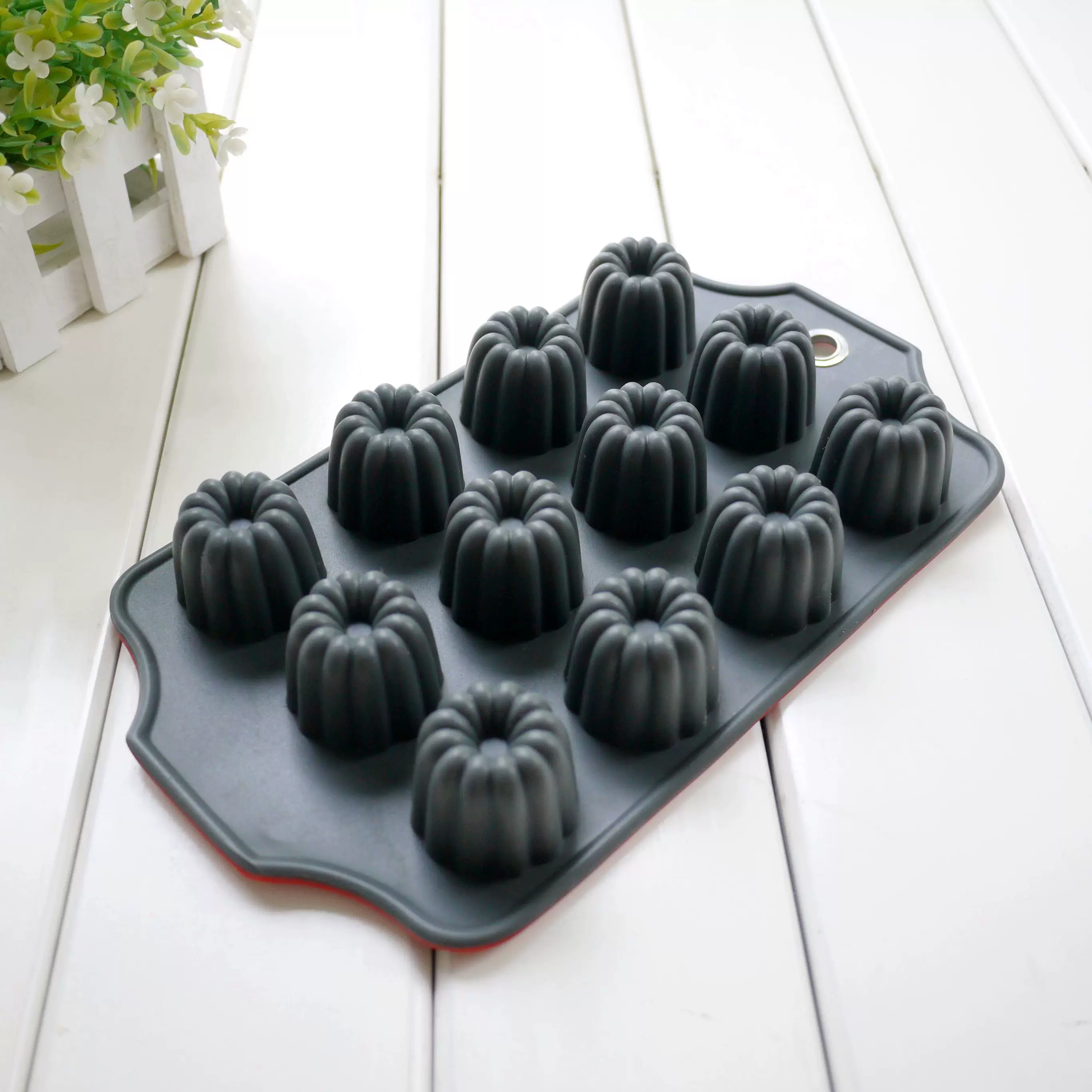 Khuôn làm bánh Canelé mini 12 lỗ bằng silicon, khuôn nướng bánh pudding, dùng được trong lò nướng, xuất khẩu sang Pháp.