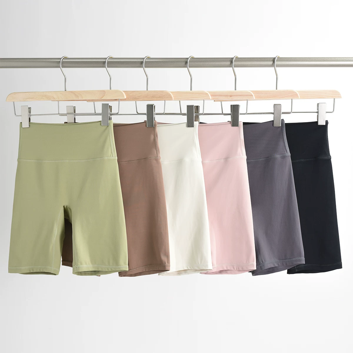 Quần short tập yoga ngoại thương chính hãng dành cho nữ, ôm sát, nâng mông, cạp cao, quần tập thể dục tạo cảm giác thoải mái như không mặc, quần short thể thao mùa hè nhanh khô.