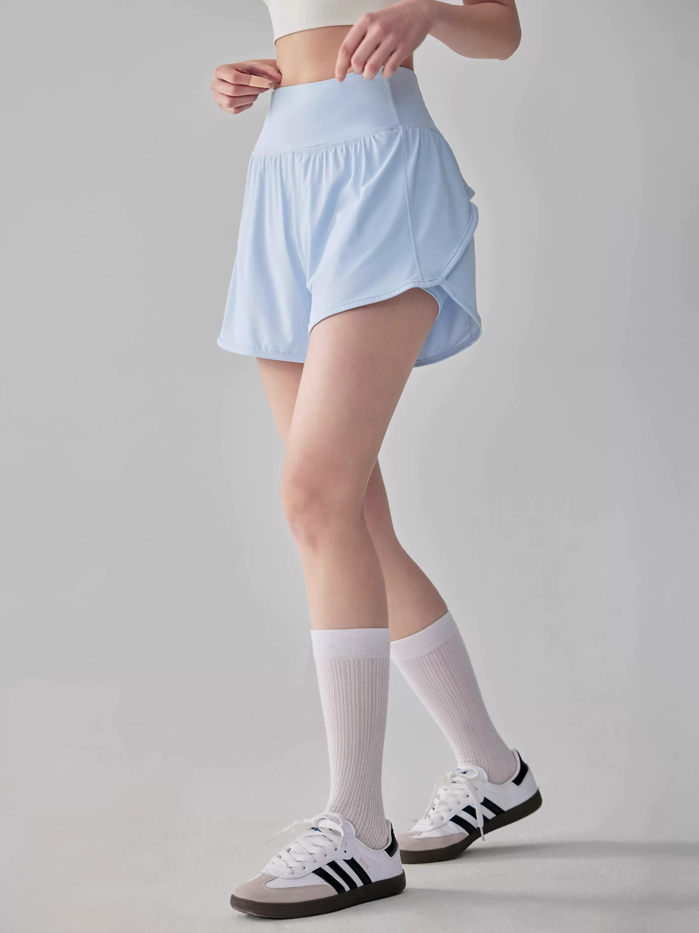 Quần short yoga thể thao nữ 2025 mới, nhanh khô, thoáng khí, chống lộ, dùng cho chạy bộ, tập luyện, thể dục mùa hè