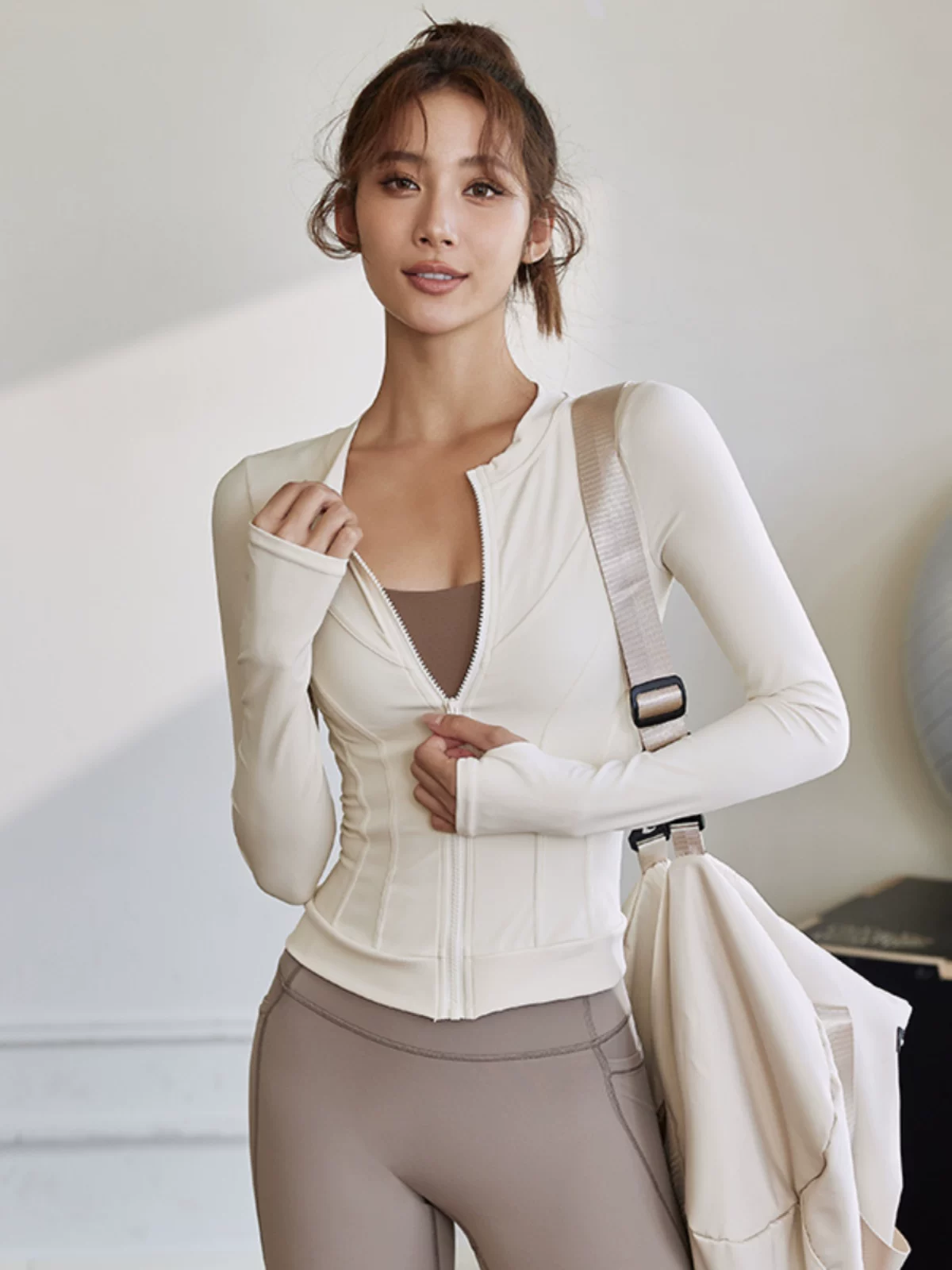 Áo khoác thể thao dành cho nữ, áo cardigan tập luyện thông thường thoáng khí, áo tập thể dục chạy bộ ngoài trời chuyên nghiệp, trang phục tập yoga bó sát, tay dài
