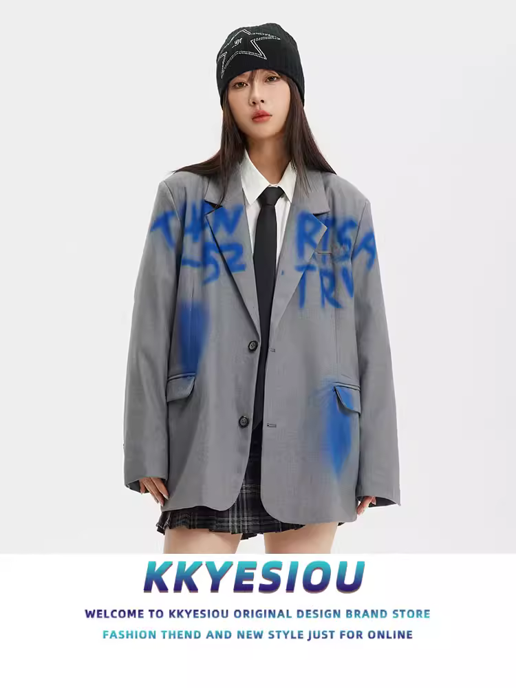 Áo khoác blazer unisex phong cách retro Mỹ, họa tiết graffiti chữ cái, thiết kế đa năng, phong cách sinh viên.