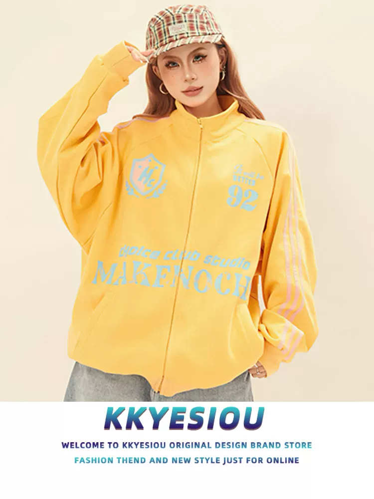 Áo khoác nỉ unisex cổ đứng, kiểu dáng thể thao, phong cách retro Mỹ, có chữ in, thiết kế rách cá tính, khóa kéo, thương hiệu KKyesiou.