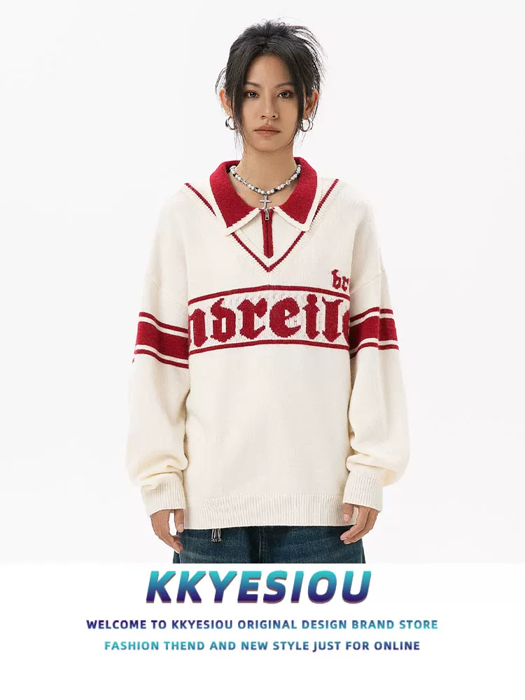Áo len dệt kim phong cách preppy màu trắng đỏ tương phản kiểu Mỹ cổ điển KKyesiou dành cho nam và nữ, kiểu dáng lười biếng thêu họa tiết cổ POLO.