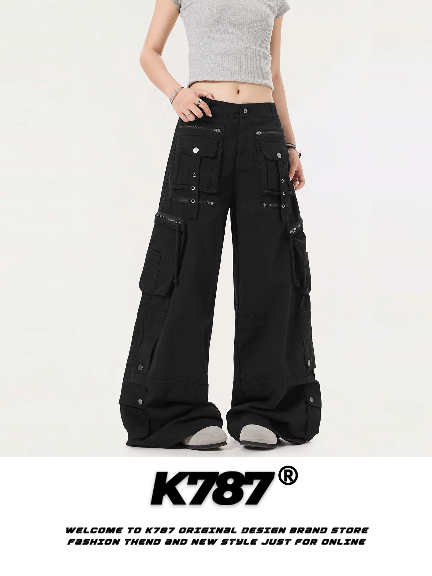 Quần cargo unisex dáng rộng phong cách Mỹ cổ điển, nhiều túi, khóa kéo, thiết kế phá cách, xu hướng quốc tế, phong cách đường phố.