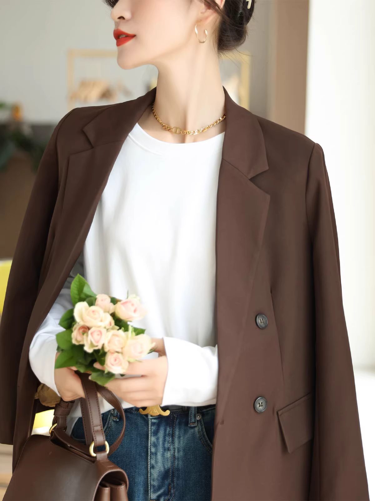 Áo blazer dài tay dáng rộng màu trơn trẻ trung CBD Qiaojiaren dành cho nữ, màu trơn đa năng cho mùa thu.