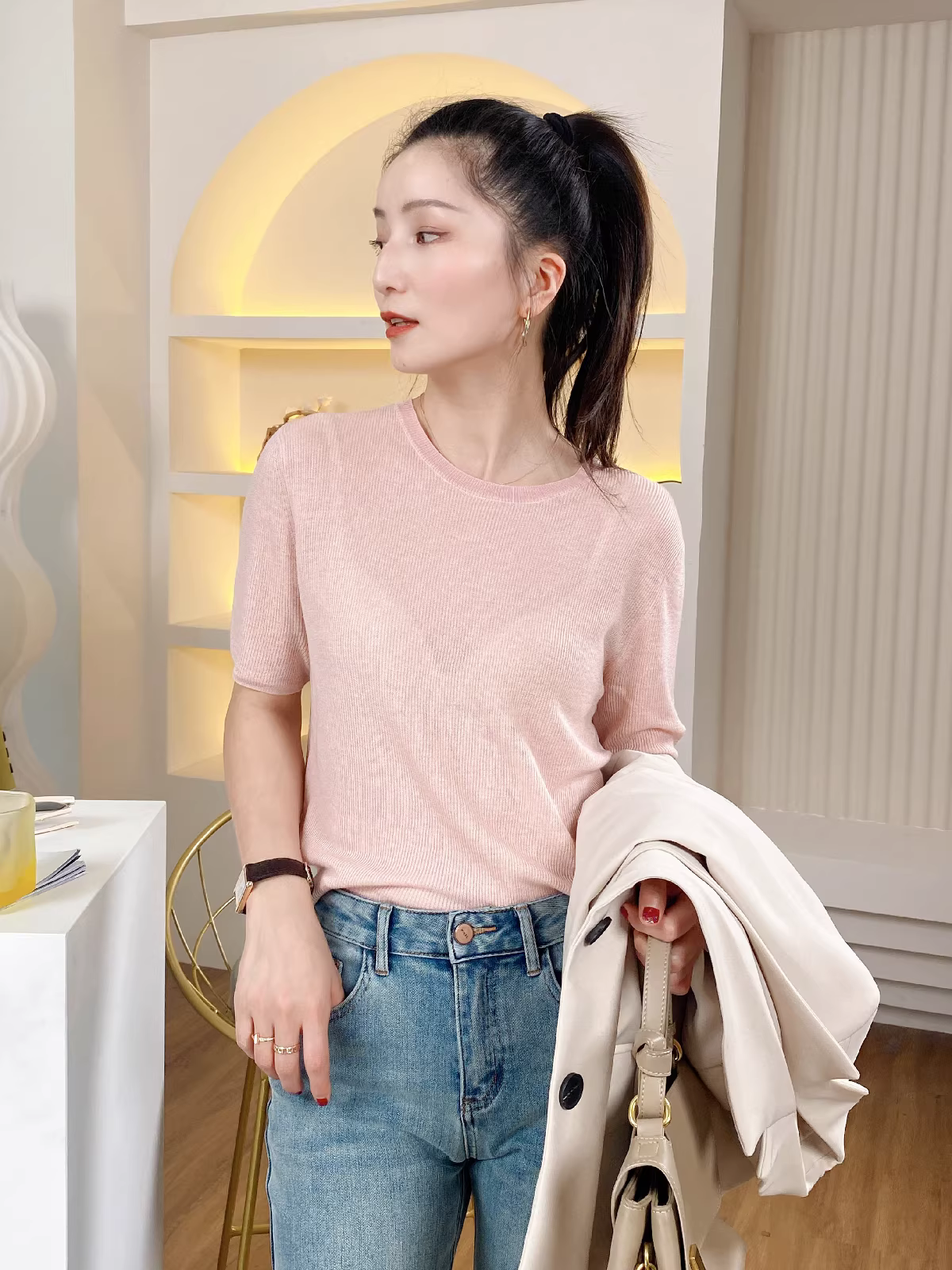 Áo thun dệt kim nửa tay cổ tròn màu kem len ​​mercerized thân thiện với da dành cho nữ mùa xuân