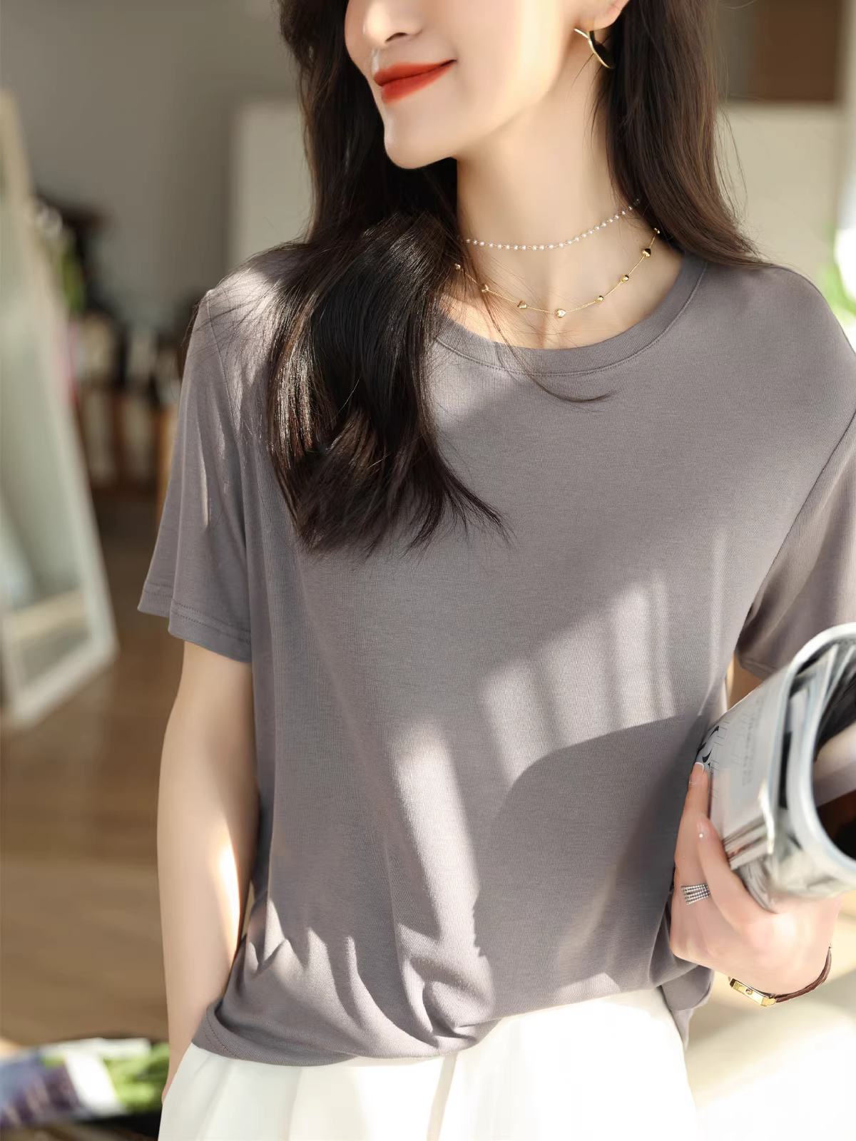 Áo thun mềm mại kiểu Marshmallow kiểu dáng dáng rộng cổ tròn dáng rộng dáng rộng tay ngắn dành cho nữ màu trơn đa năng mùa xuân hè