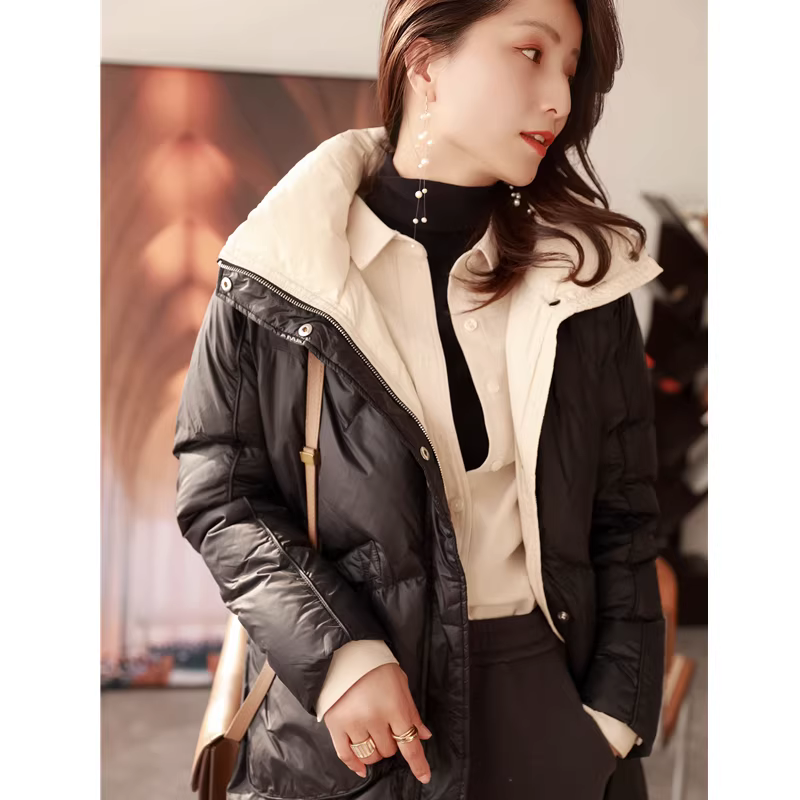 Chất lượng tuyệt vời~ Món đồ không thể thiếu cho mùa đông lạnh giá! May đo ba chiều~ Áo khoác lông vũ đen dài trung bình 90% lông vịt trắng dành cho nữ trong mùa đông.