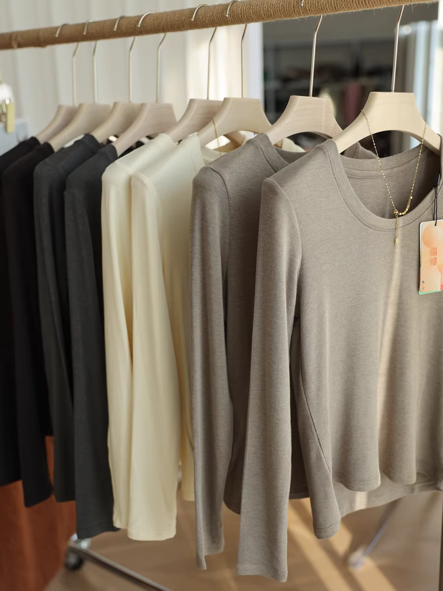 Thực sự tuyệt vời! Áo thun dài tay cổ tròn đa năng bằng len lụa ấm áp công nghệ cao hiếm có dành cho nữ vào mùa thu.