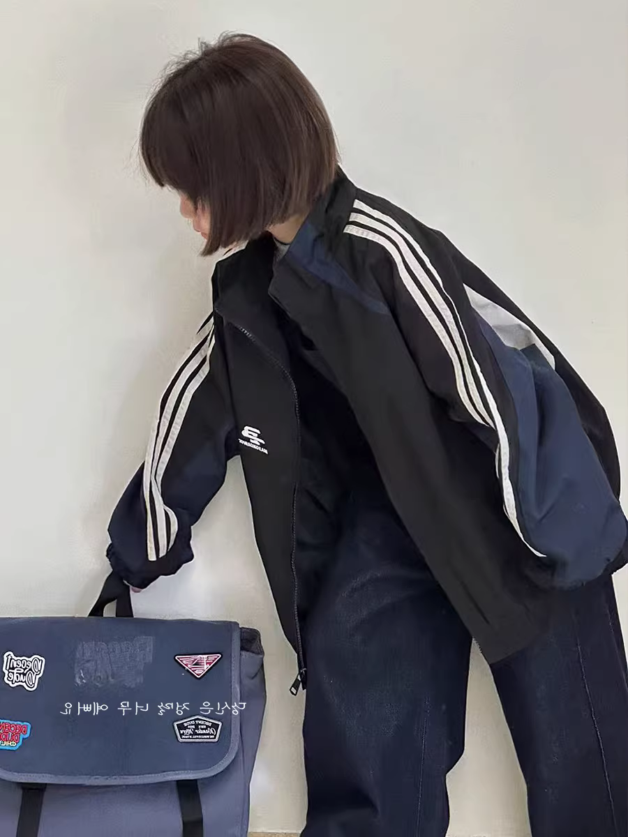 Áo khoác thể thao có cổ đứng, quần áo trẻ em mùa thu cho bé trai và bé gái, áo gió thời trang, áo dáng rộng hợp thời trang.