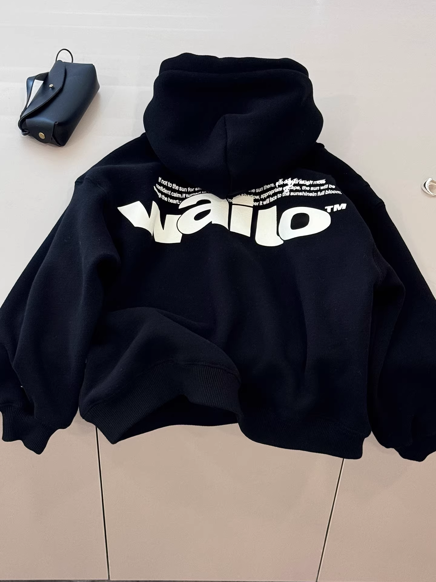 Áo khoác hoodie dài tay có mũ trùm đầu màu đen dành cho bé trai dành cho trẻ lớn hơn, trang phục thời trang đa năng, rộng rãi, thoải mái dành cho bé gái