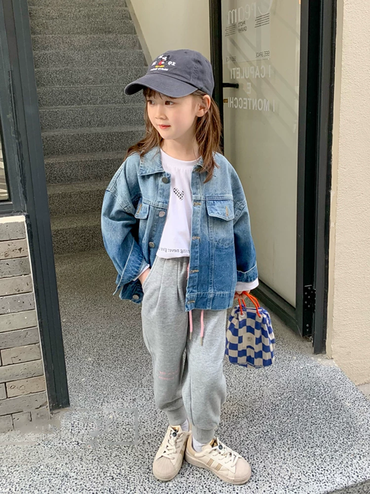 Áo khoác denim cho bé gái mùa xuân thu quần áo trẻ em phong cách Hàn Quốc phối màu cá tính cho bé áo thường ngày phong cách mùa xuân cho bé gái
