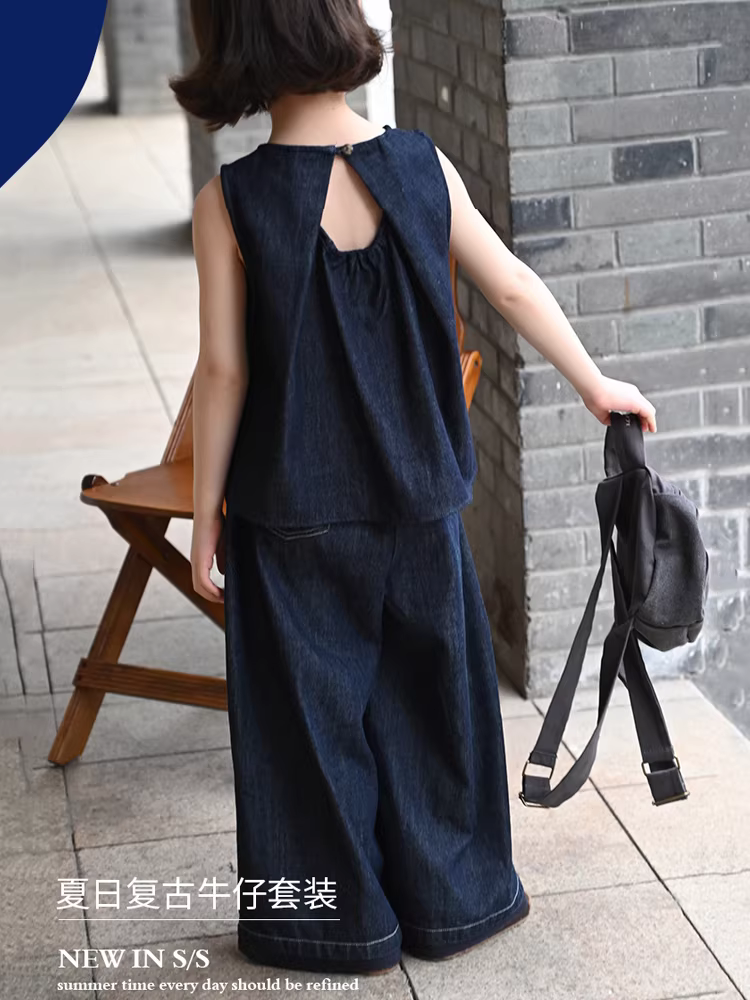 Quần áo trẻ em thời thượng hè 2025, bộ trang phục mới cho bé gái, áo vest denim sành điệu, quần ống rộng, bộ hai mảnh, quần áo trẻ em cho bé gái