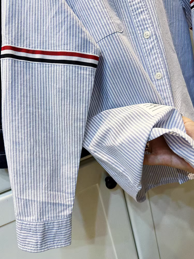 Áo sơ mi sọc TB cho bé trai 25 mùa thu kiểu mới cỡ vừa và lớn Áo sơ mi Oxford có họa tiết dành cho trẻ em Áo khoác thời trang cho bé trai