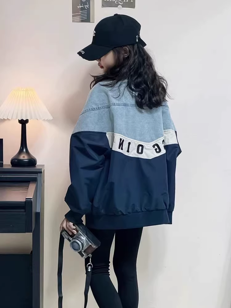 Áo khoác denim phối chữ cái kiểu mới mùa xuân thu cho bé gái Hàn Quốc, áo khoác dáng rộng cho trẻ lớn hơn