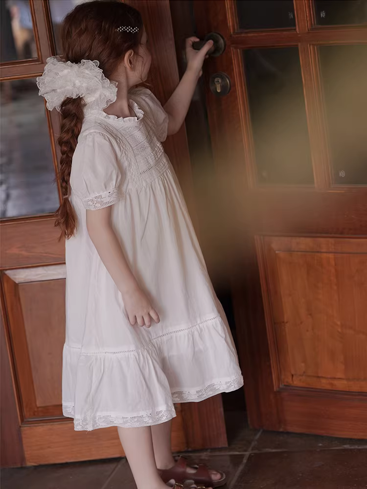 Váy ren trắng kiểu Pháp cho bé gái mùa hè 2025, váy trẻ lớn, trang phục mẹ và bé, váy công chúa ngắn tay