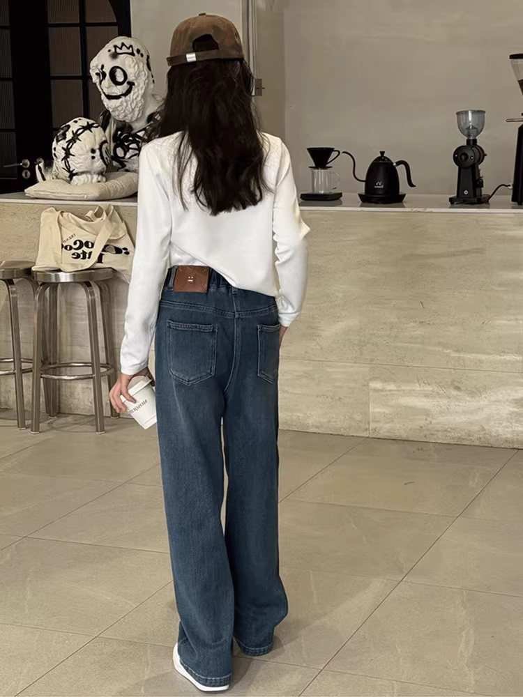 Quần jean ống thẳng mới cho trẻ em mùa Thu/Đông 2025, có lớp lông cừu tích hợp, quần dài dày dặn dành cho trẻ lớn, cả bé trai và bé gái, có sẵn bộ đồ đôi cha mẹ và con cái.