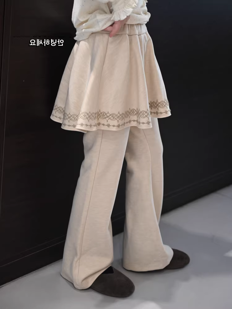 Quần ống loe thường ngày cho bé gái, quần thể thao, quần thể thao, quần áo trẻ em, mùa thu, viền loe, giảm béo, sành điệu, ống thẳng, đa năng, hợp thời trang