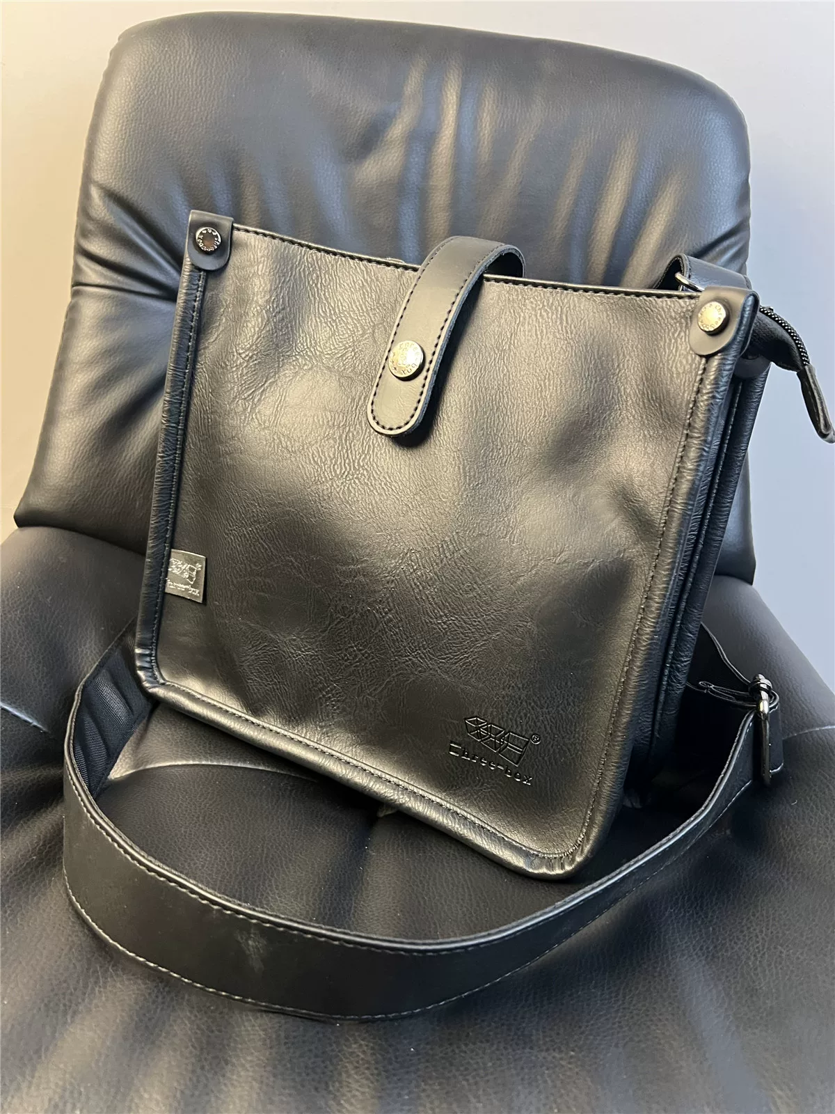 Túi đeo vai nam ba ngăn mới của Nhật Bản và Hàn Quốc hợp thời trang phong cách Nhật Bản chất liệu da thật túi đeo chéo ba lô da mềm dọc