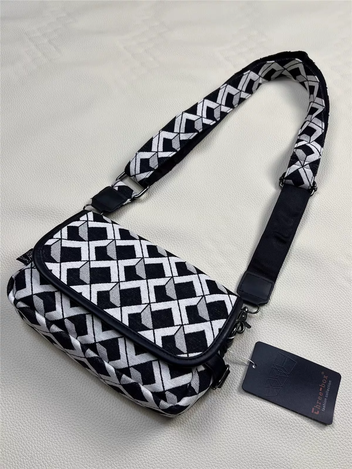 Túi đeo vai unisex vải canvas phong cách Hàn Quốc thời trang ba ngăn, họa tiết ca rô đen trắng, balo đeo chéo ngoài trời, túi nam