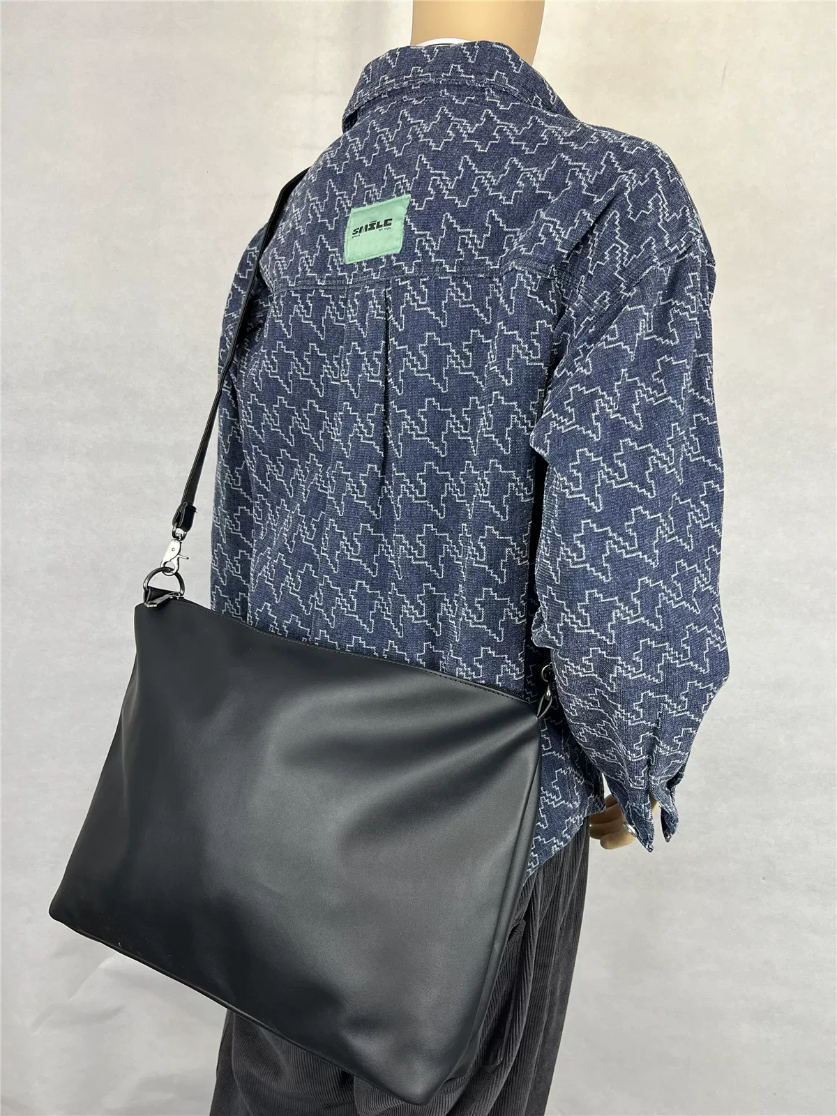 Túi đeo chéo ba ngăn thời trang, dung tích lớn, ba lô nam đi xe máy hợp thời trang, túi đeo vai đơn giản dành cho doanh nhân, túi lớn