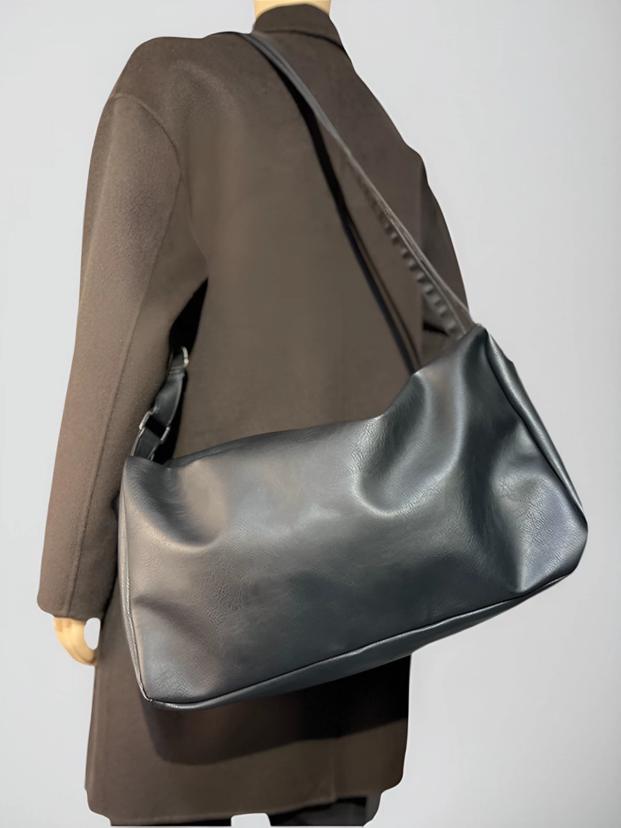 Túi đeo vai nam thời trang 2025, dung tích lớn, phong cách Nhật Bản, Hàn Quốc, Anh, chất liệu da mềm, túi đeo chéo, túi xách hàng hiệu thời thượng, balo lớn