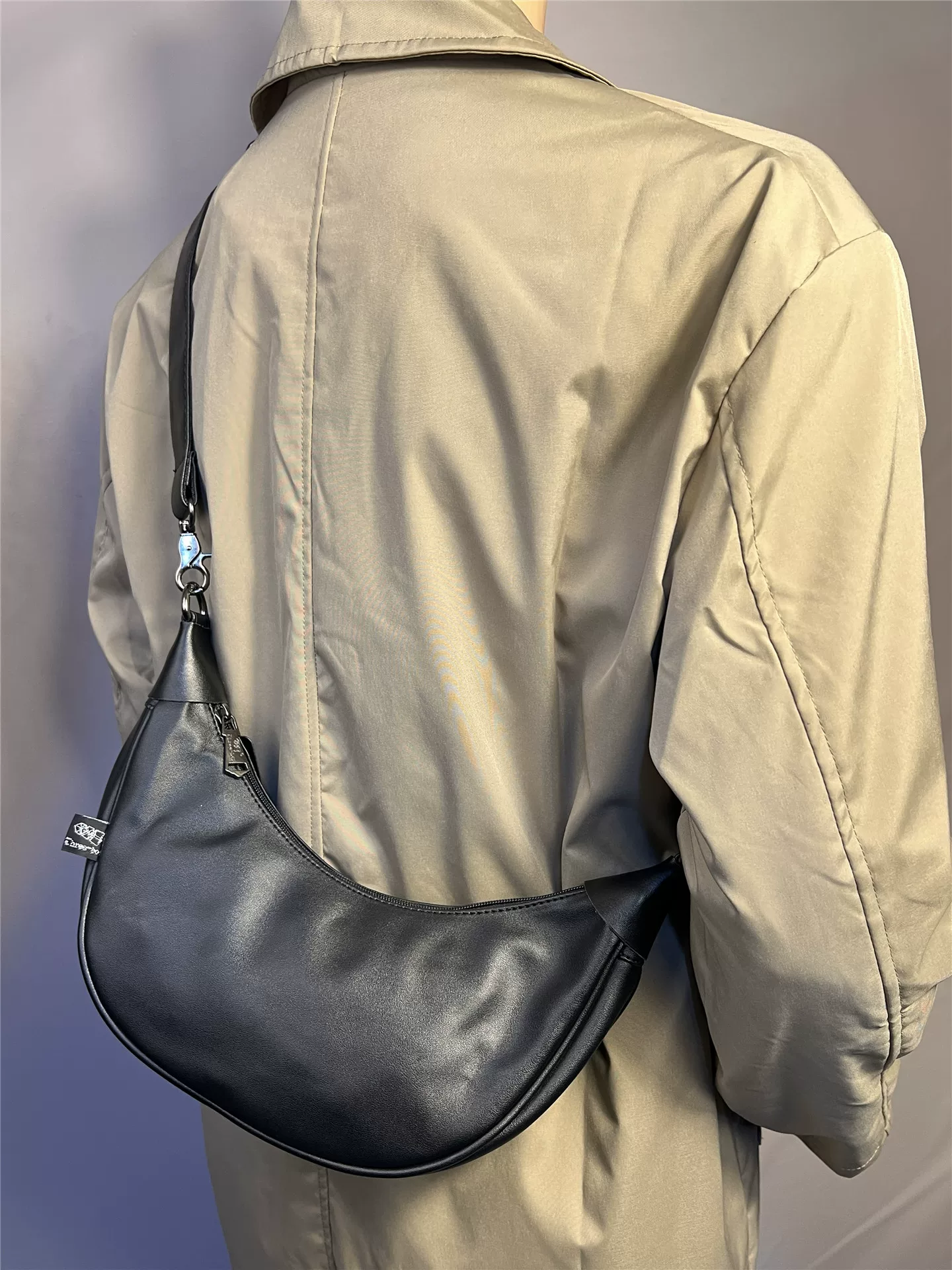 Túi đeo chéo nam thời trang ba ngăn kiểu dáng mới, túi đeo vai, túi đeo chéo, túi bánh bao, balo retro