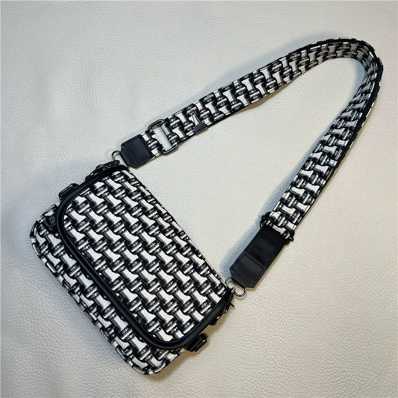 Túi đeo chéo nhỏ thời trang họa tiết răng cưa nữ 2025, túi đeo vai unisex kiểu Nhật Bản và Hàn Quốc, phối nơ kẻ caro, phong cách giản dị