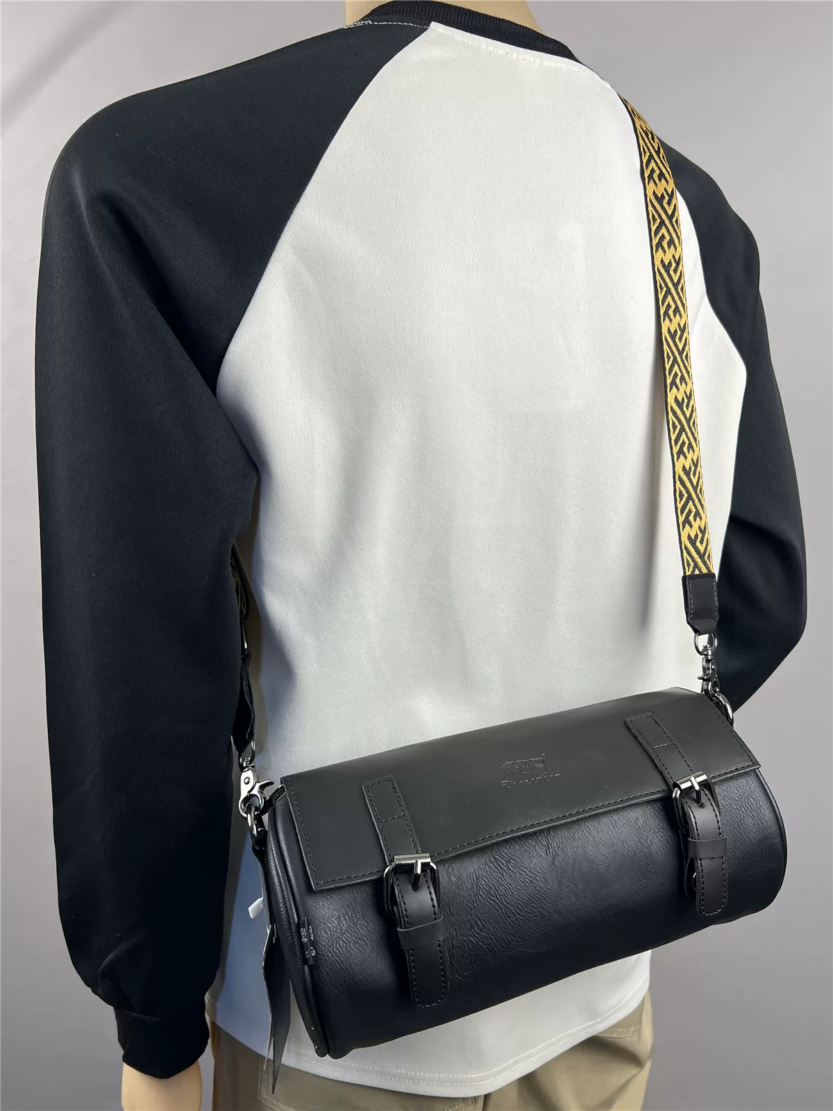 Túi đeo vai nam ba ngăn kiểu Nhật Bản và Hàn Quốc, túi hình trụ đi làm, túi đeo chéo nam thời trang bằng da PU, balo cá tính