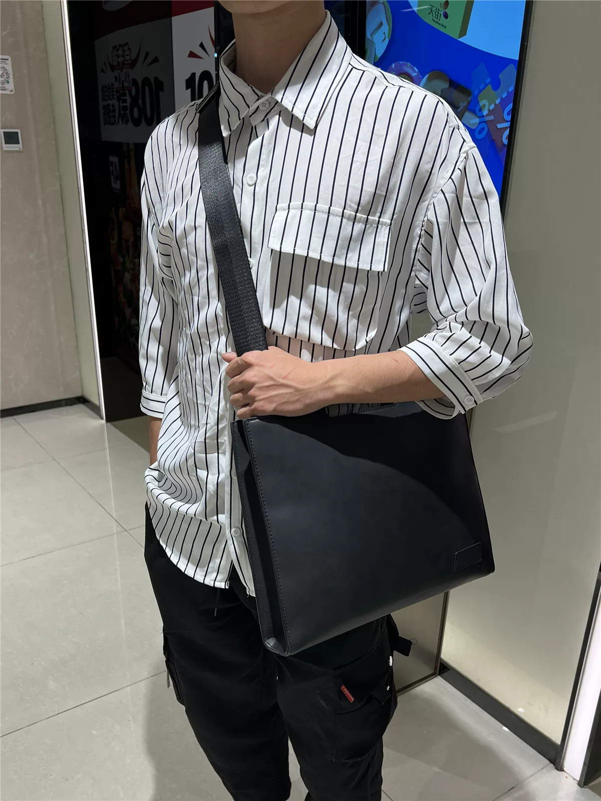 Túi tài liệu, túi xách, túi đeo chéo nam phong cách Hàn Quốc, túi thư, cặp tài liệu đeo chéo kiểu retro mới năm 2024