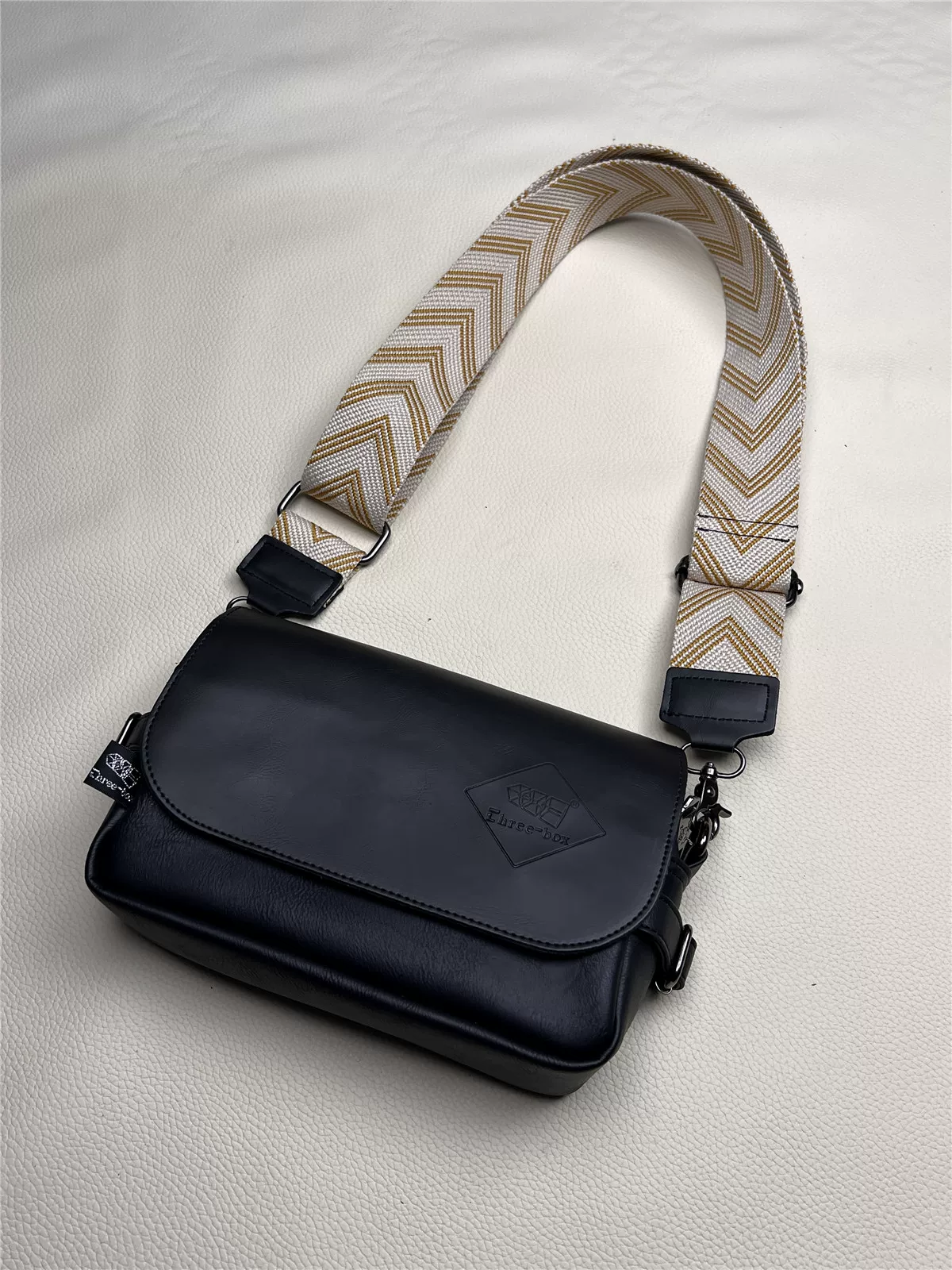 Túi đeo chéo nam phong cách Hàn Quốc 2025, dây đeo rộng, đa năng, unisex, chất liệu da thật, kiểu balo