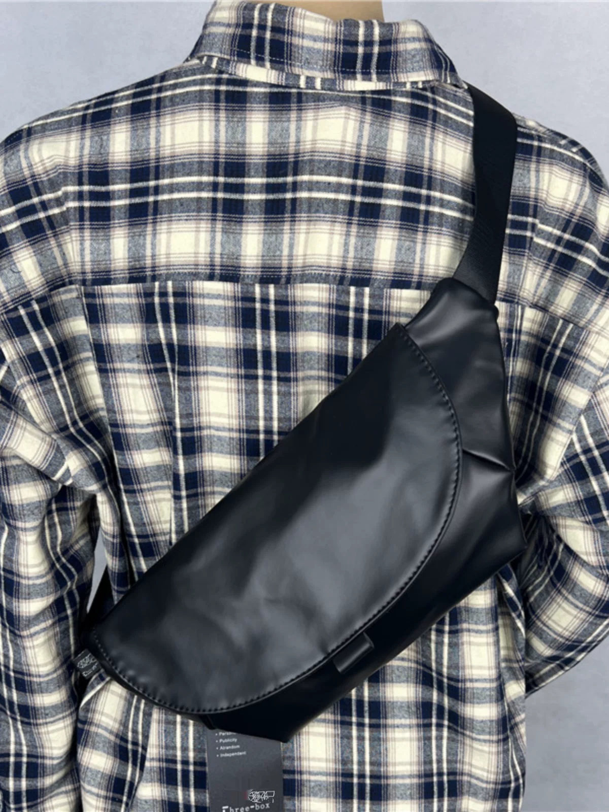 Túi đeo ngực nam thời trang threebox phong cách Nhật Bản và Hàn Quốc Túi đeo chéo bằng da sáng bóng dành cho nam giới Túi đeo thắt lưng sức chứa lớn thông thường dành cho nam giới và phụ nữ trẻ