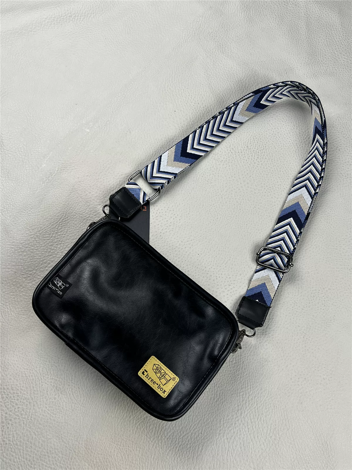 Túi đeo chéo nam nữ thời trang retro 2024, kiểu Nhật Hàn đơn giản, cá tính, nhỏ gọn, dành cho giới trẻ