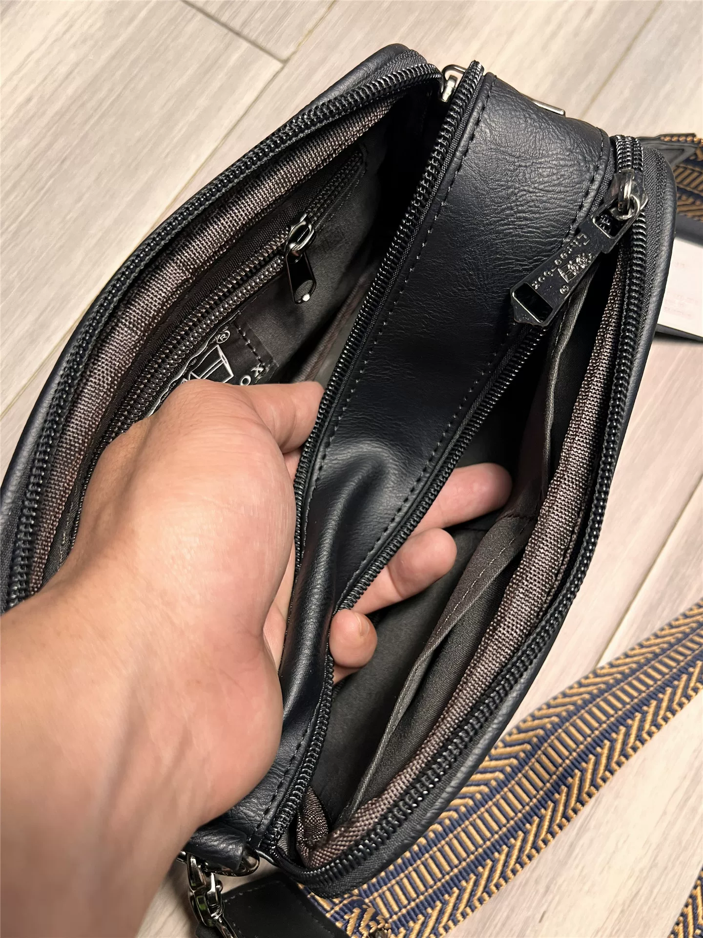 Túi đeo chéo phong cách Hàn Quốc và Nhật Bản, túi đeo vai nam thời trang, túi vuông nhỏ đa năng, đơn giản, hợp thời trang kiểu Nhật