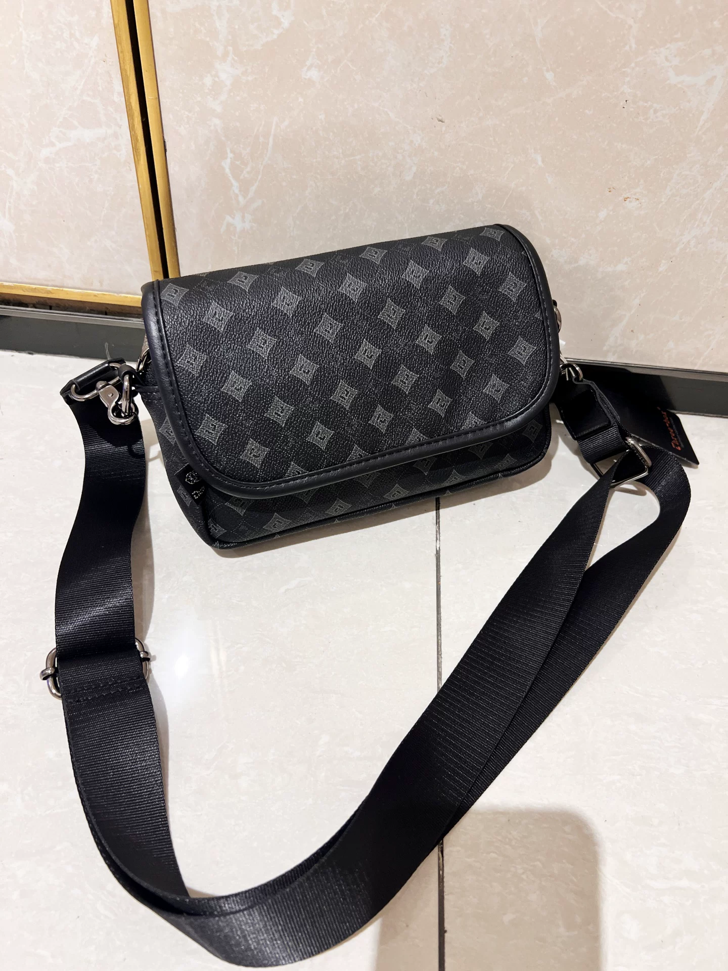 Túi đeo vai nam kẻ sọc thông thường ba ngăn, túi đeo chéo nhỏ thời trang dành cho người đi làm, túi đựng điện thoại unisex dành cho người bị cận thị