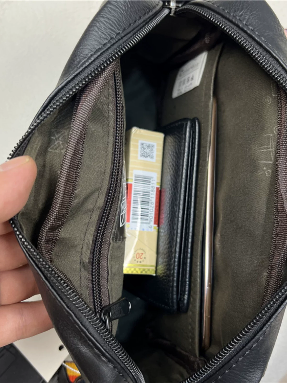 Túi đeo chéo nam sinh viên phong cách Hàn Quốc ba ngăn Túi đeo vai unisex phong cách hip-hop Nhật Bản và Hàn Quốc Túi đeo vai thông thường