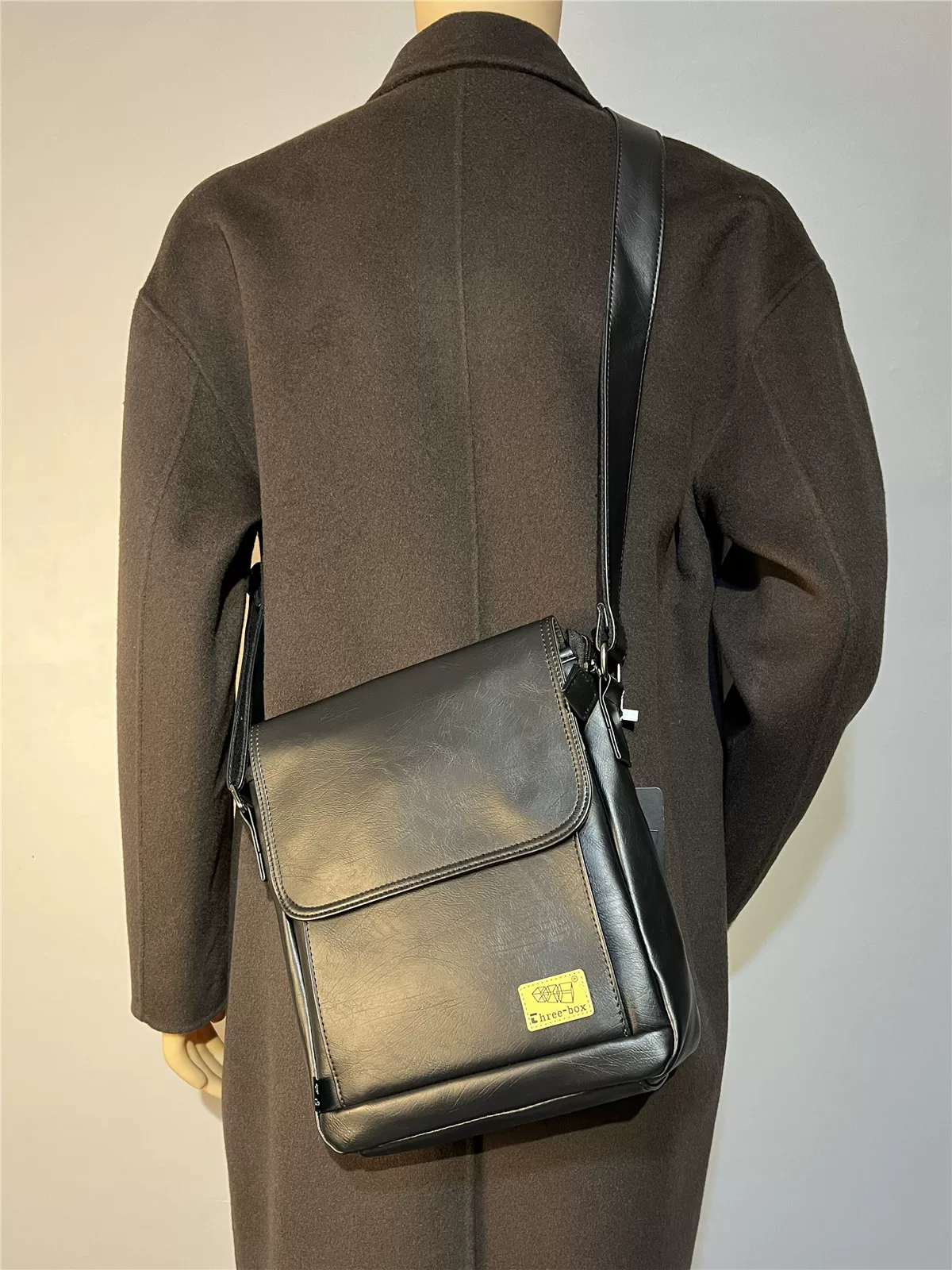 Túi đeo vai nam ba ngăn, balo da mềm đeo chéo kiểu dáng mới thời thượng, túi đeo chéo công sở dành cho nam.