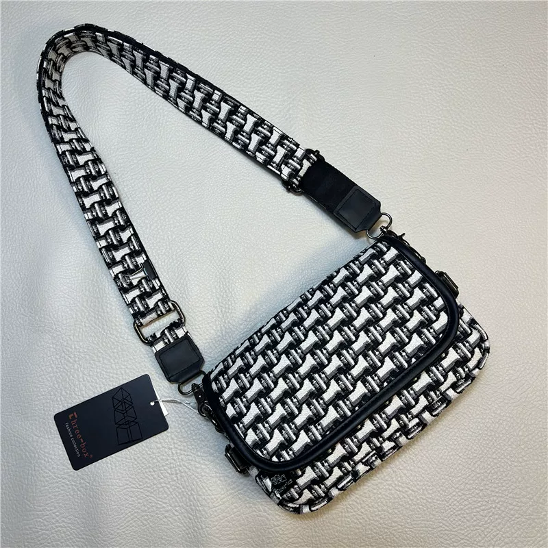 Túi đeo chéo nhỏ thời trang họa tiết răng cưa nữ 2025, túi đeo vai unisex kiểu Nhật Bản và Hàn Quốc, phối nơ kẻ caro, phong cách giản dị