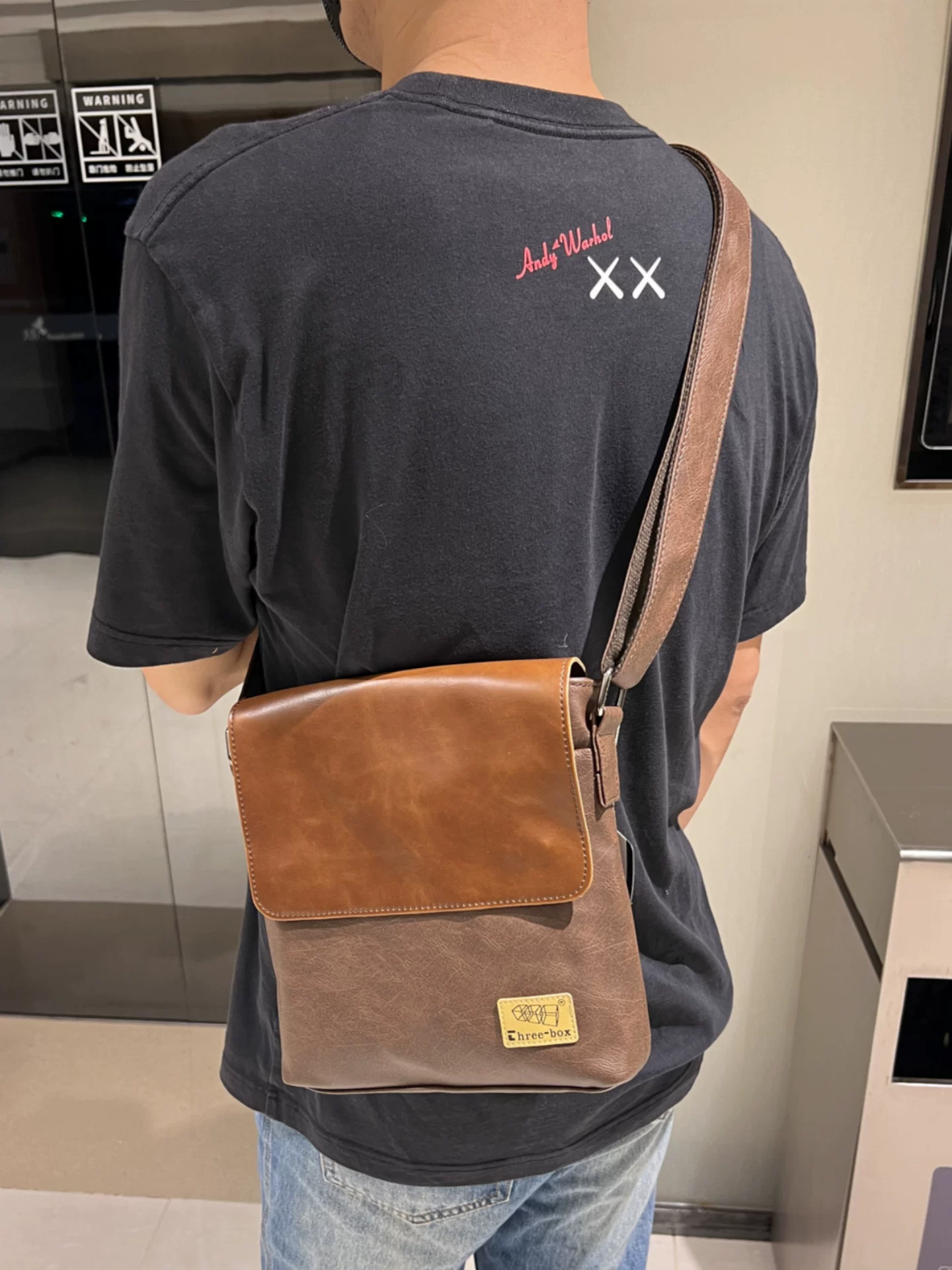 Túi đeo chéo ba ngăn phong cách Hàn Quốc chất liệu da thật dành cho nam, túi đeo vai dọc, ba lô xách tay phong cách Anh Quốc dành cho nam và nữ