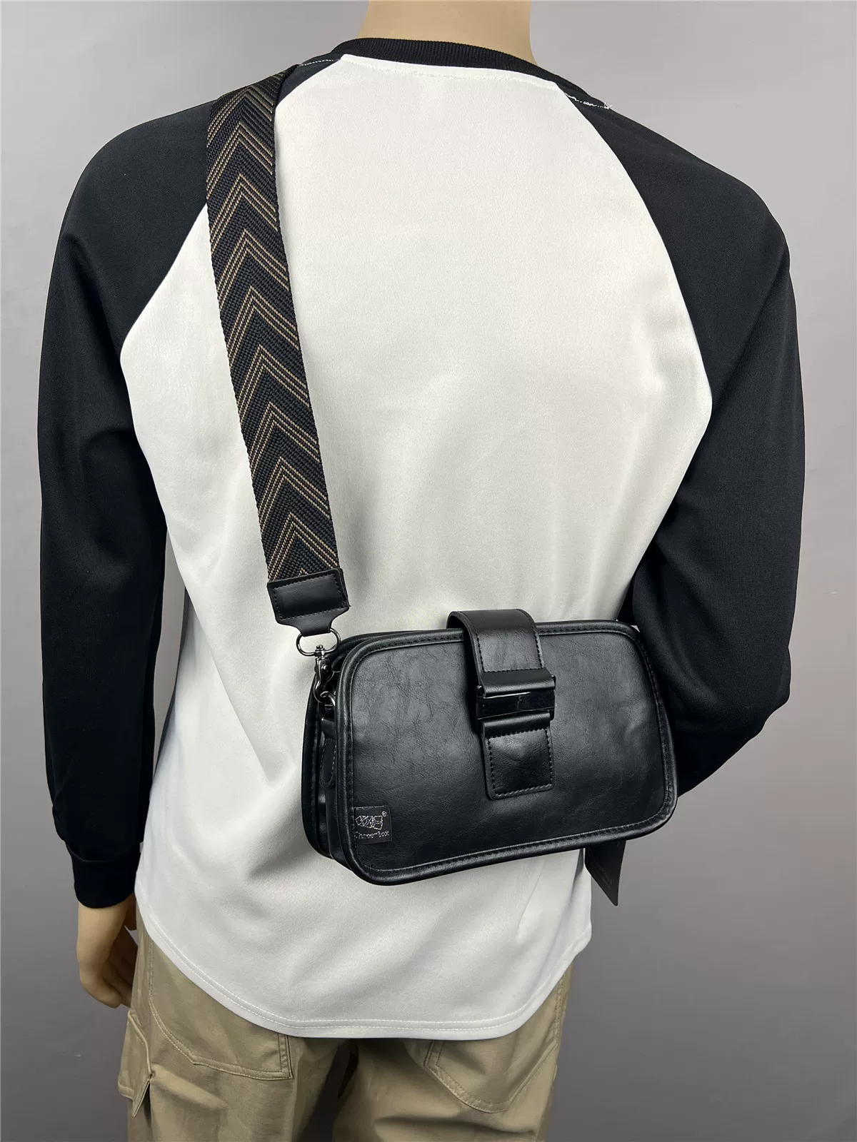 Túi đeo chéo thời trang nam 2025, túi nắp gập nhiều màu sắc, túi đeo vai unisex, túi đeo chéo retro, túi nhỏ đựng điện thoại