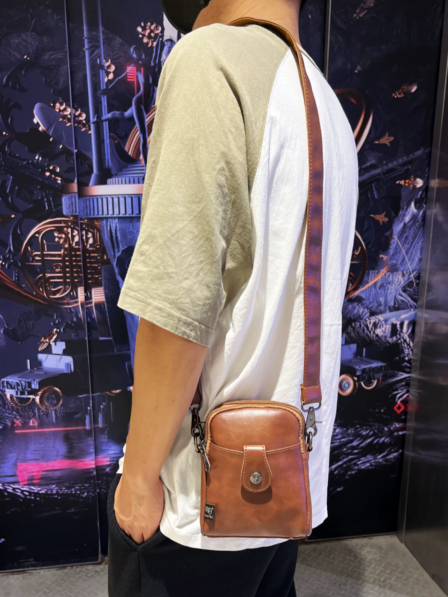 Túi đeo chéo nhỏ bằng da mềm màu đen hợp thời trang mới năm 2026 dành cho nam giới, túi đeo chéo ngoài trời di động dành cho giới trẻ, túi đeo vai đa năng dành cho nữ