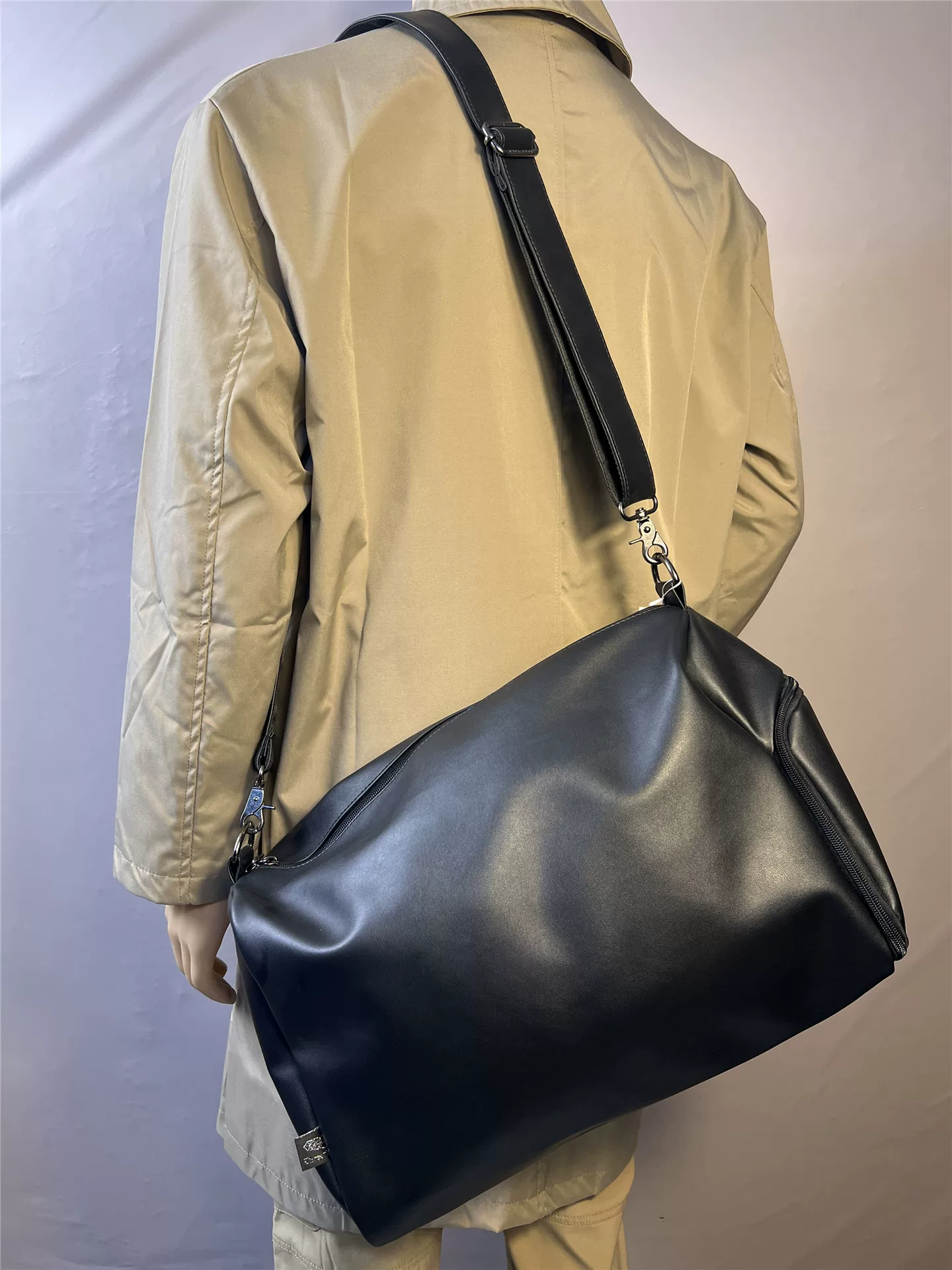 Túi đeo chéo ba ngăn dung tích lớn, túi đeo vai nam thời trang mới, túi đeo chéo cổ điển và sành điệu, túi du lịch nam