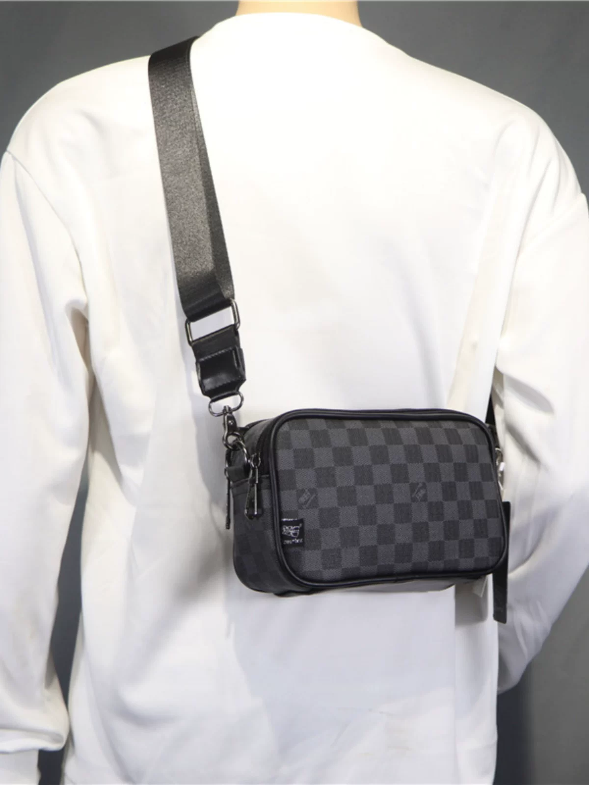 Túi đeo vai kẻ sọc nam phong cách Hàn Quốc ba ngăn hợp thời trang, phong cách giản dị, phong cách Nhật Bản, ba lô đeo chéo dành cho nam và nữ