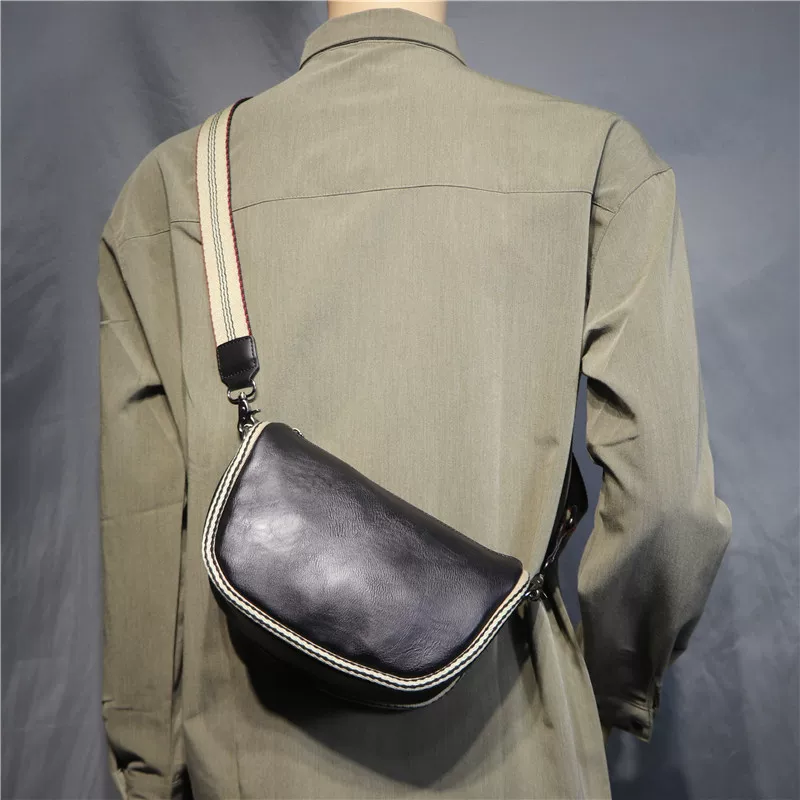 Ba hộp túi đeo chéo nam đơn giản, kiểu dáng thời thượng của thương hiệu Hàn Quốc, ba lô hình bánh bao thời trang, túi đeo vai thể thao cổ điển.