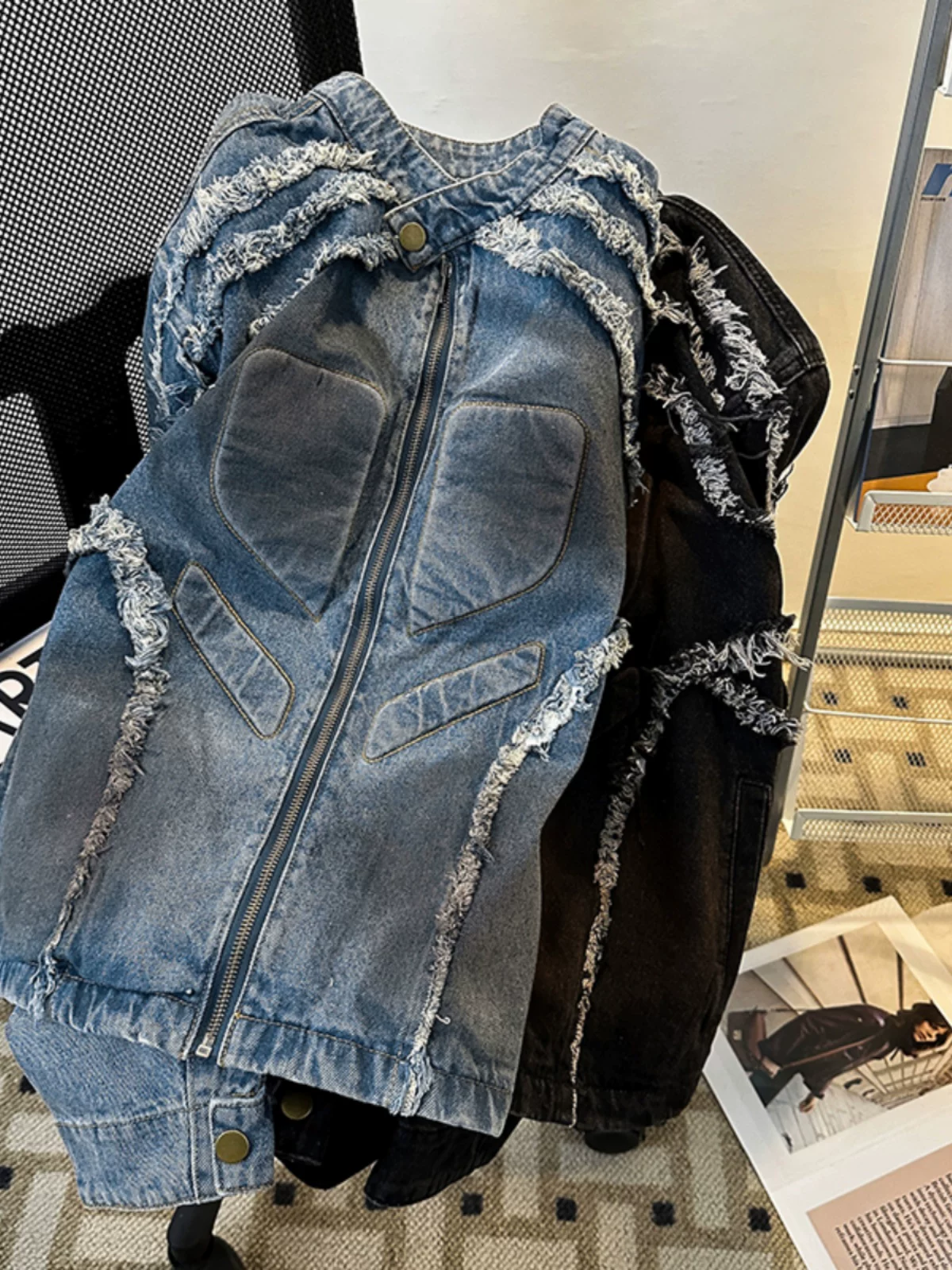 Áo khoác denim nam có đệm vai viền tua rua, phong cách Mỹ cổ điển mùa xuân thu, áo khoác biker thời thượng, thương hiệu nổi tiếng.