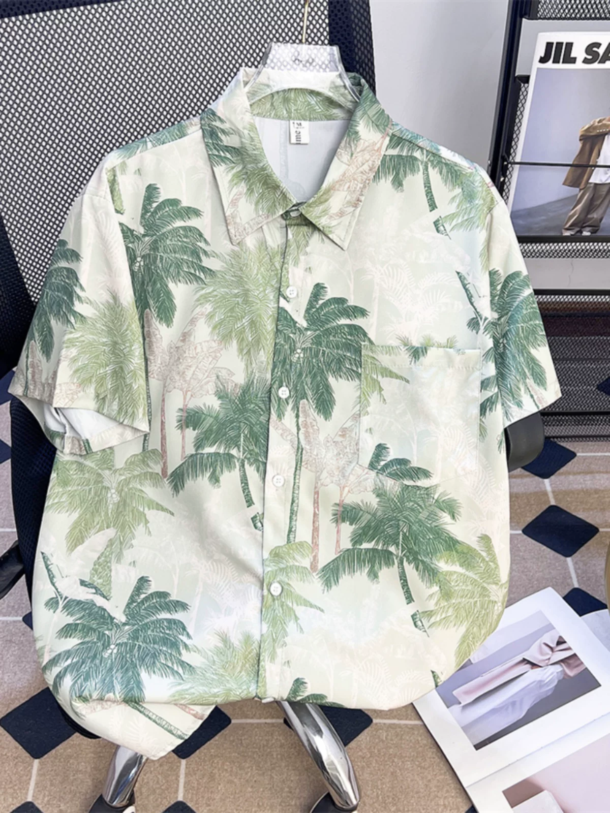 Áo sơ mi hoa ngắn tay phong cách Mỹ cổ điển dành cho nam, áo sơ mi đi biển mát mẻ bằng vải lụa mùa hè, áo kiểu dáng rộng rãi, hợp thời trang, mát mẻ.