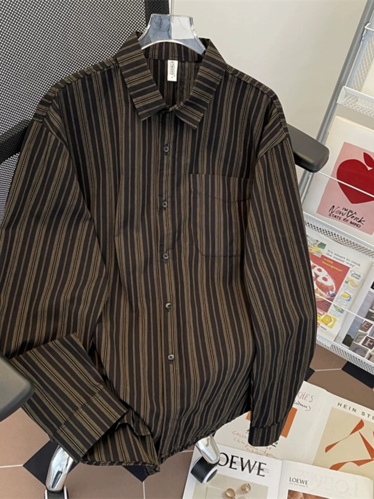 Áo sơ mi sọc cổ điển Nhật Bản dành cho nam, áo sơ mi dài tay kiểu dáng gọn gàng, áo khoác dáng rộng hợp thời trang mùa xuân thu.