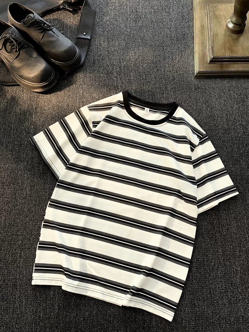 Áo thun nam tay ngắn sọc màu, thương hiệu thời trang mùa hè, áo kiểu dáng rộng rãi thoải mái, áo thun phong cách retro cao cấp của Mỹ.
