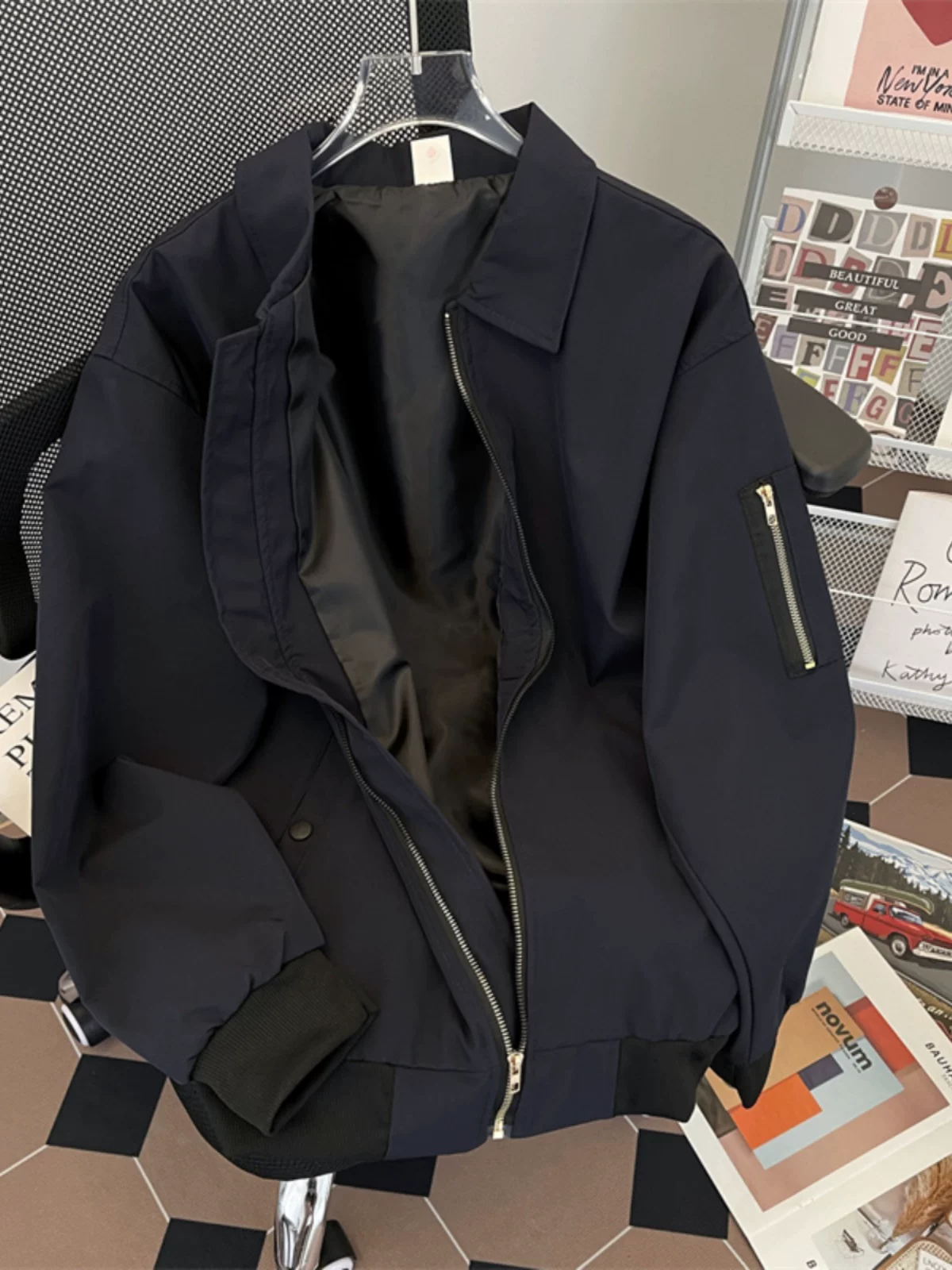 Áo khoác phi công phong cách Mỹ thời thượng, thương hiệu sành điệu, quần áo nam cá tính, áo khoác casual dáng rộng, cổ trụ, mùa xuân thu.