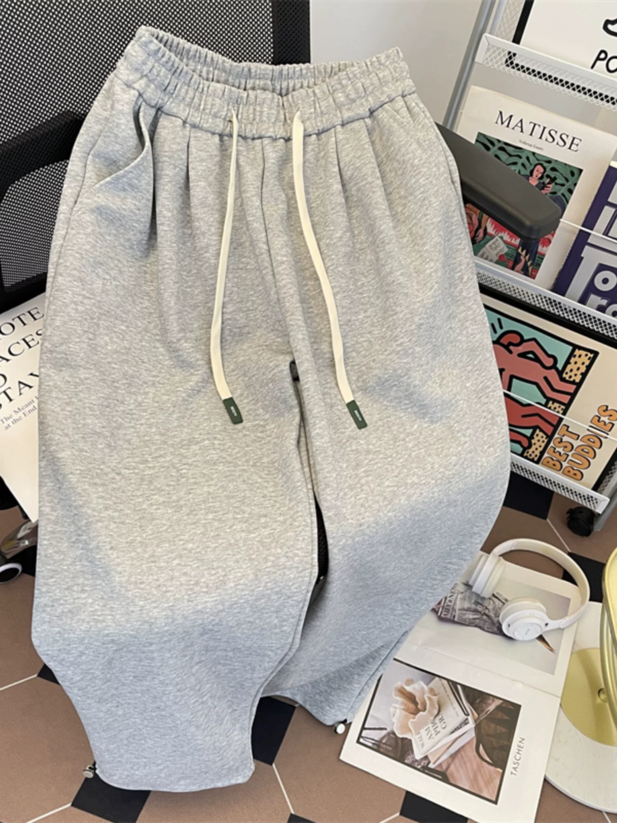 Quần thể thao thương hiệu thời thượng dành cho nam, mùa xuân thu, màu trơn, quần dài thường ngày đa năng, quần ống rộng dáng thẳng phong cách Mỹ dành cho cặp đôi.